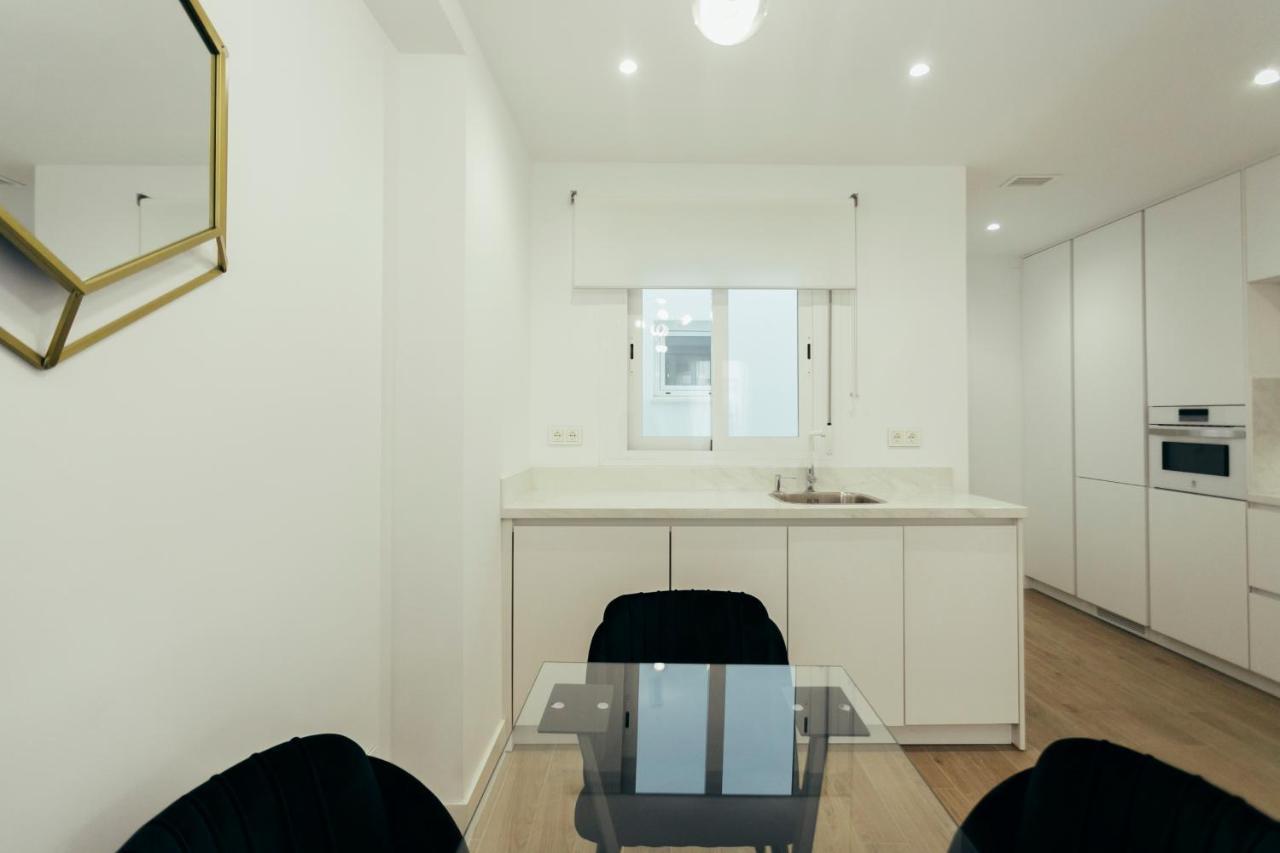 דירות סביליה Modern With Balcony- 2Bd 2Bth- San Vicente מראה חיצוני תמונה